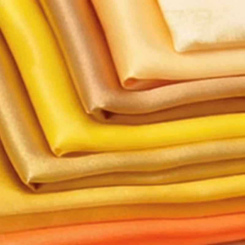 Textile And Sewing Materials - Meerkleurige zachte satijnen stof, glanzende gladde